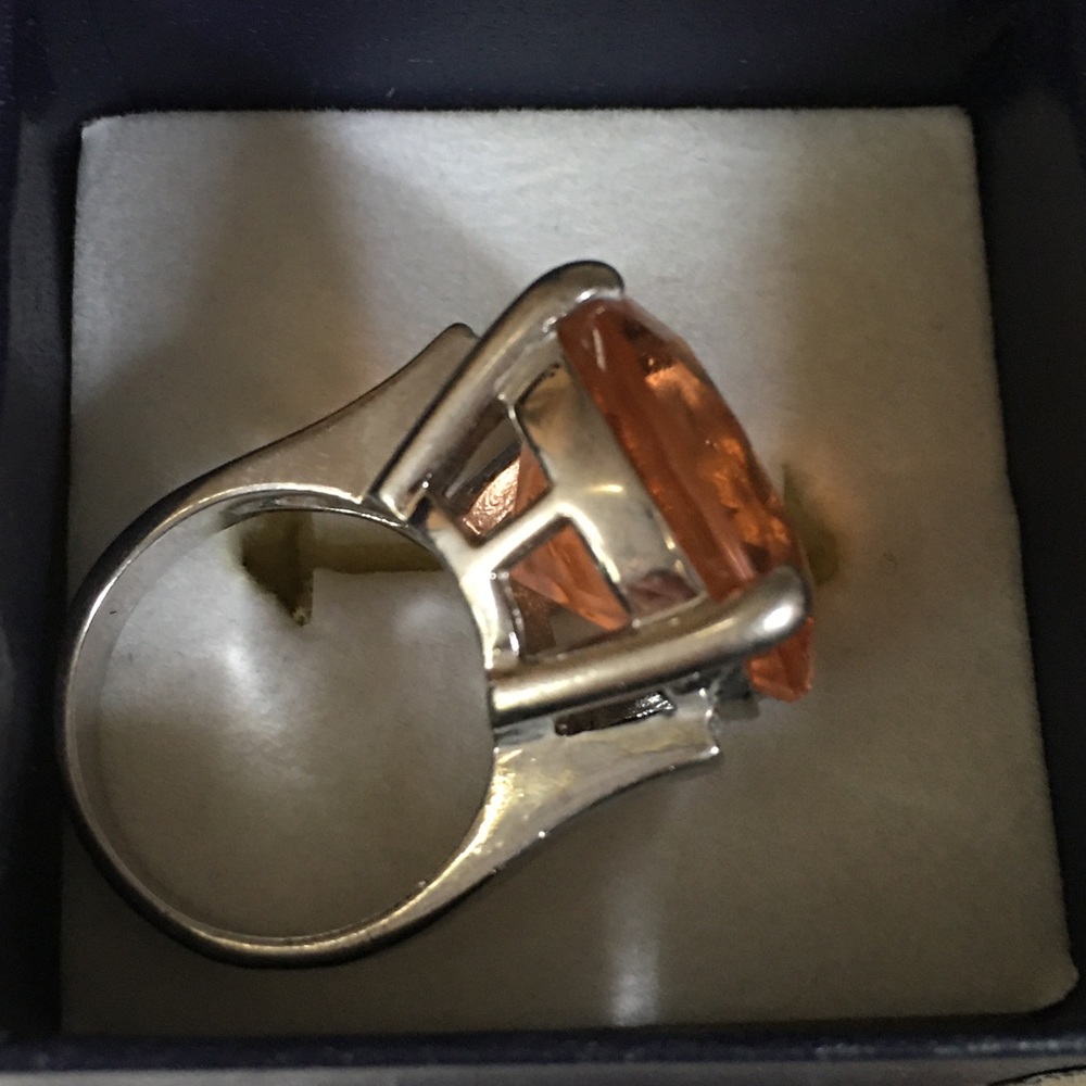 Beautiful Citrine ring set in Sterling Silver